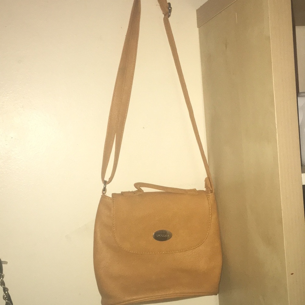 yellow mustard bag